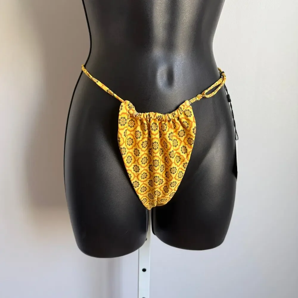 SKATIE Bikini Bottoms sz M‎ Yellow Floral Tile Print Sustainable Swimwear NWT